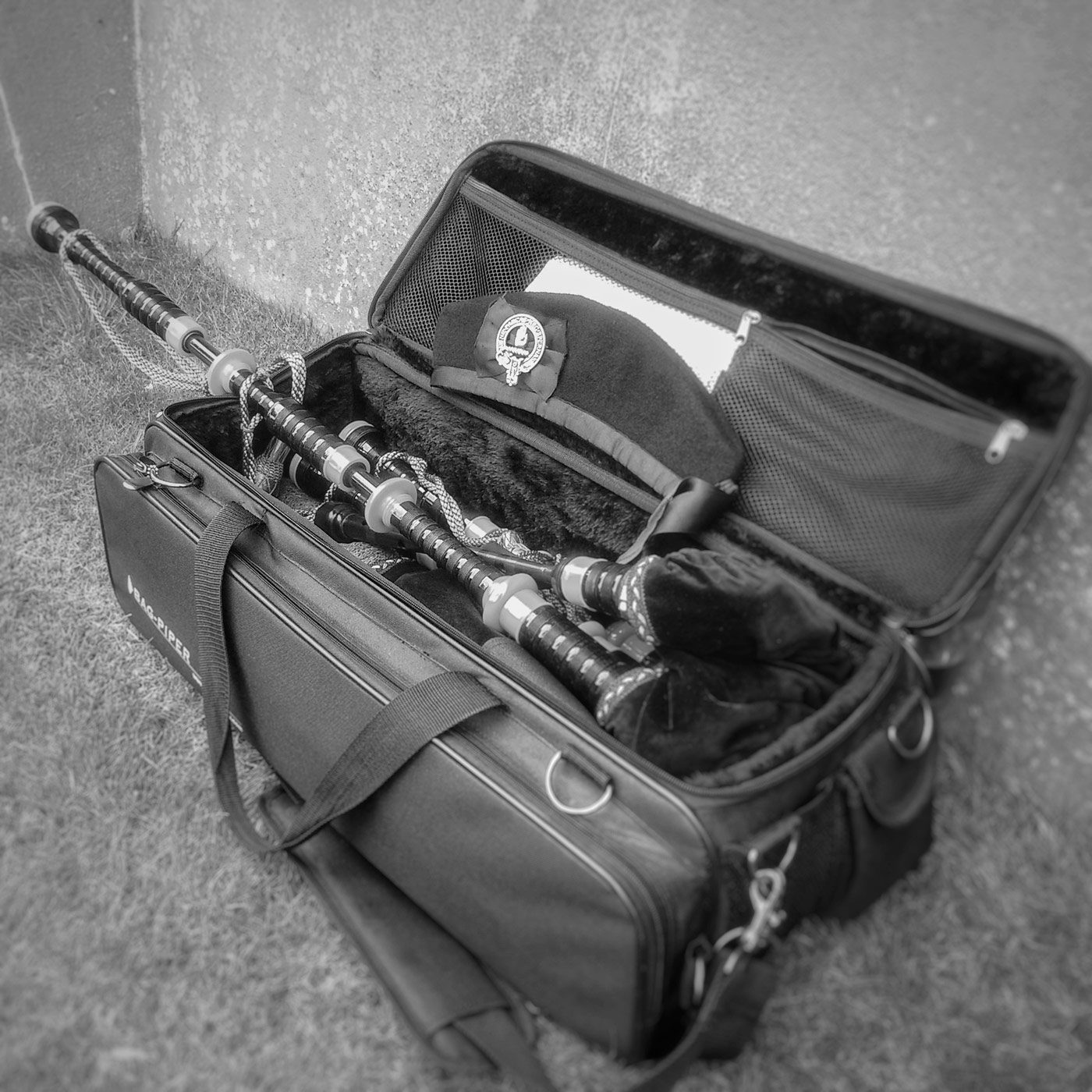 Alistair-Brown-Ayrshire-Bagpiper-for-Funerals,-bagpipes-in-the-case
